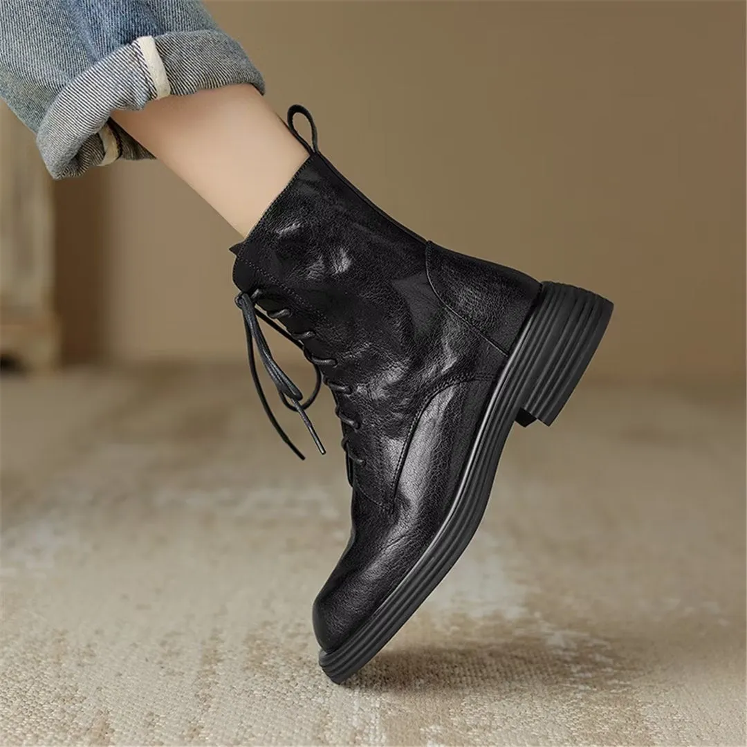 CrocRoundUp Lace-Up Winter Boots