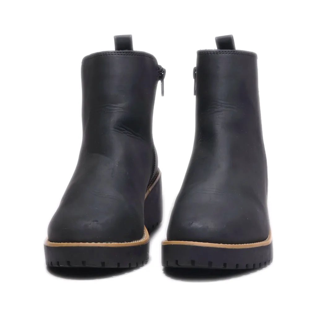 Cushionaire Ankle Boots Leather Black Colour For Women