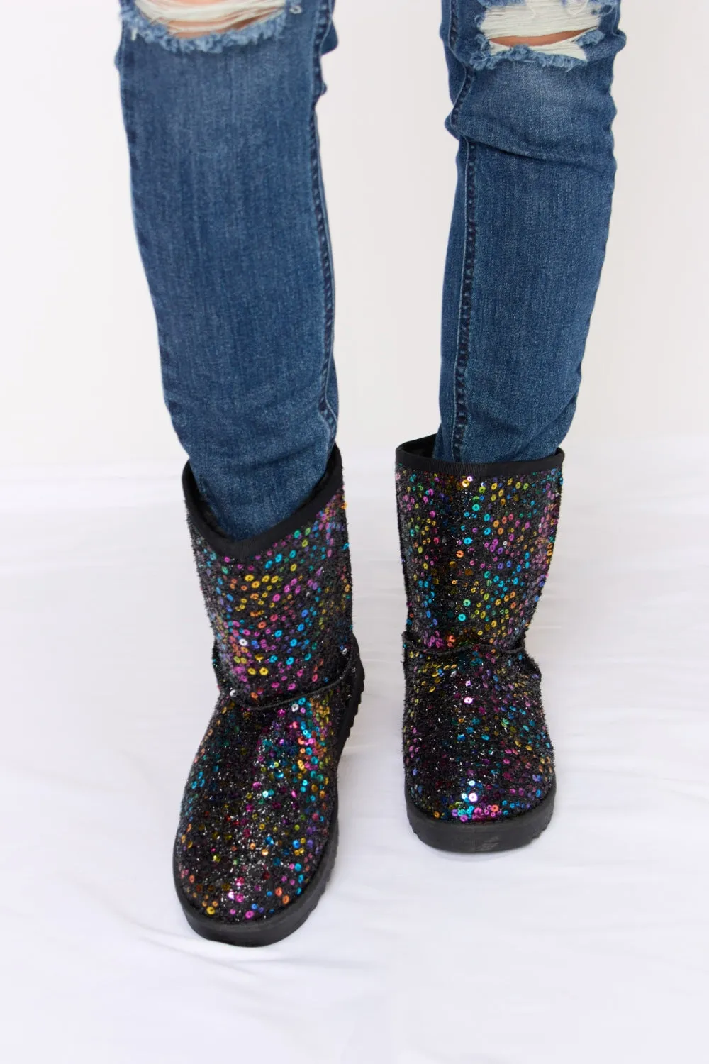 Shimmer and Shine Sequin Thermal Boots