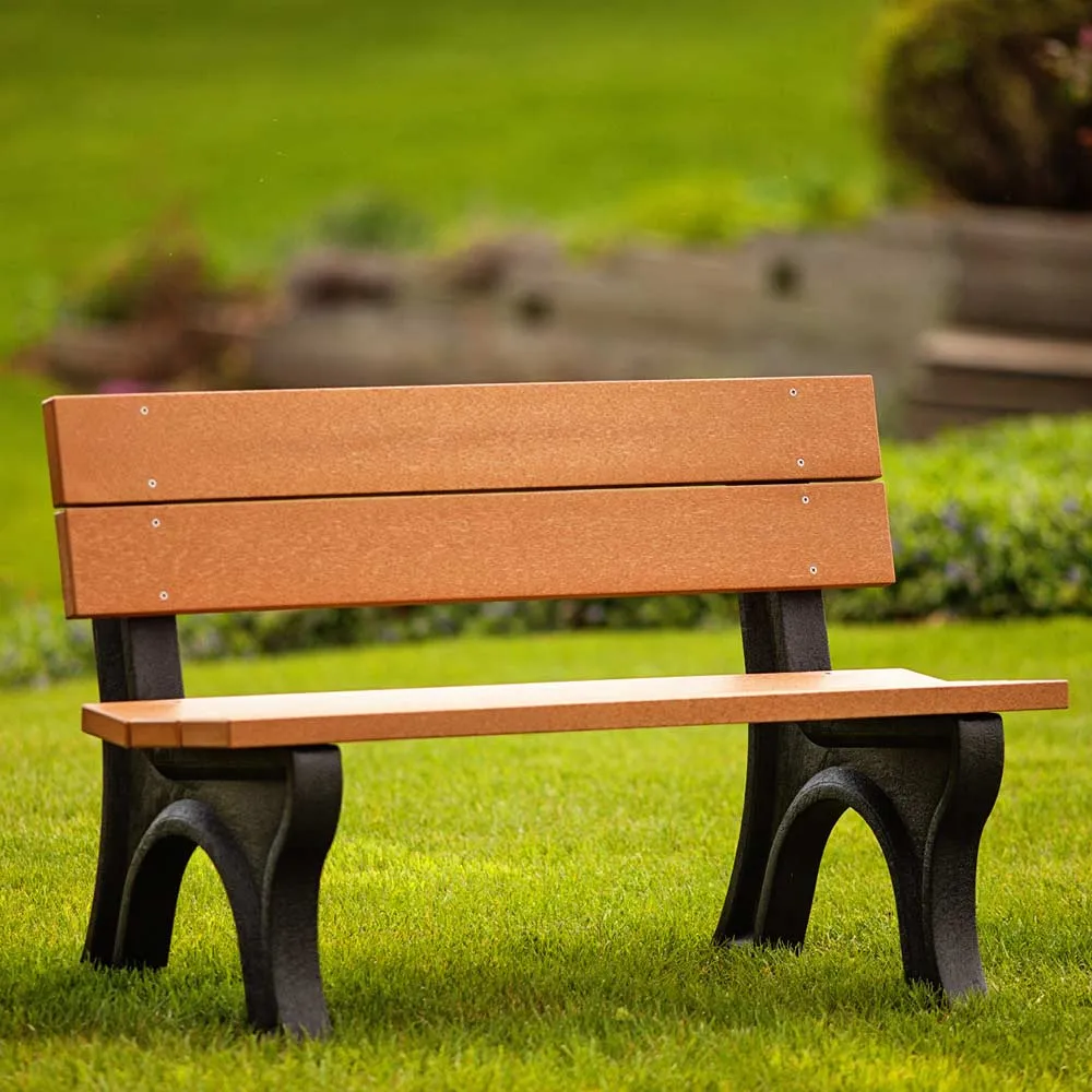 Traditional Outdoor Bench, Recycled Plastic